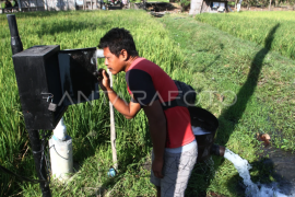 Listrik masuk sawah di Ngawi Page 1 Small