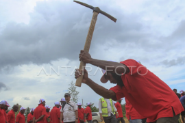 Kemensos latih warga Papua membuat rumah "knock down"