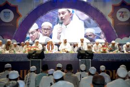 Ribuan jamaah hadiri "Banjar Bersalawat" bersama Habib Syekh