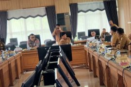 Sekwan Kalsel persiapkan sumpah jabatan anggota baru DPRD