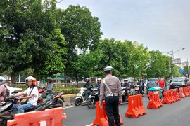 Lajur arteri depan KPU DKI tutup jelang pendaftaran bacagub-bacawagub