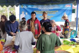 Pasar murah di Balangan sasar pelosok desa