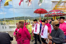 Pasangan ROMANTIS pendaftar pertama pilkada di KPU Gorontalo Utara