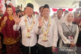 Muhidin dan Hasnuryadi jadi pasangan kedua daftar Pilgub Kalsel