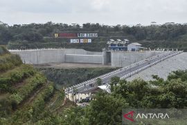 Penggenangan awal Bendungan Leuwikeris