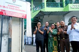 "Kampung Bebas dari Narkoba" beri pengetahuan warga tentang bahaya narkoba