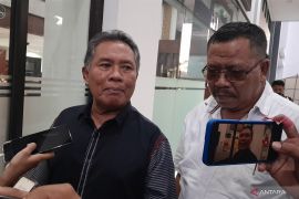 Terpopuler: Jaksa periksa dua mantan Kadis ESDM NTB, usulan empat pejabat jadi komisaris di BUMD dan Kejati siap hadapi praperadilan tersangka korupsi LCC