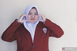 Hidup terlalu singkat untuk kamu lewatkan tanpa mencoba jurusan Farmasi