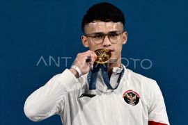 Raih medali emas, Rizki Juniansyah jalani debut manis di Olimpiade