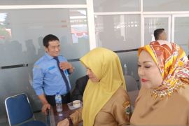 Ratu Atut hadiri pelantikan anaknya jadi anggota DPRD Banten