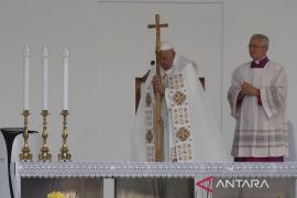 Paus Fransiskus: Jangan lelah membangun perdamaian di Nusantara