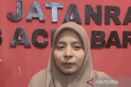 Karyawati Alfamart klarifikasi video hoaks dan meminta maaf ke publik