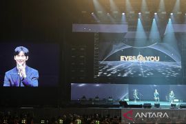 Kim Soo Hyun bantah rumor kencan dengan mendiang Kim Sae Ron