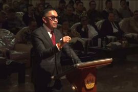 Sahroni raih gelar Doktor Ilmu Hukum