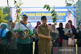 Bupati HST jadikan "ASN tanam pohon" tradisi lestarikan alam Meratus