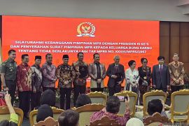 MPR serahkan surat tak berlaku TAP MPRS XXXIII ke keluarga Soekarno