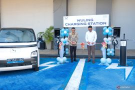 Semakin mudah dan fleksibel, kini bisa mengisi daya Wuling EV di Hotel Four Points Manado