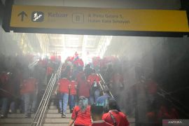 Sambut pendukung timnas, MRT Jakarta putar lagu "Indonesia Raya"