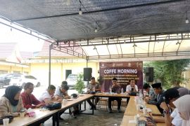 KPU Siak masih teliti dokumen perbaikan tiga paslon, termasuk periodesasi Alfedri