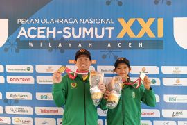 Jawa Timur kembali gondol emas dari panjat tebing