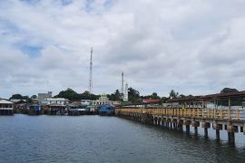Cuaca Kepri hari ini umumnya diprakirakan berawan, kecil peluang hujan lokal