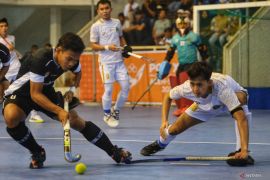 Tampil di liga hoki Jerman, Alfin berstatus honorer