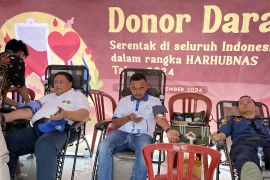 Sambut Harhubnas, BPTD Maluku gelar donor darah di Terminal Pasar Mardika Ambon