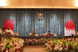 Jokowi presides over final cabinet meeting in Nusantara