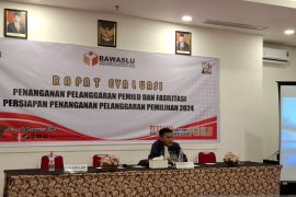 Bawaslu Gorontalo Utara evaluasi pengawasan Pilkada 2024