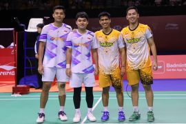 Sabar/Reza menangi "perang saudara" untuk ke final Hong Kong Open 2024