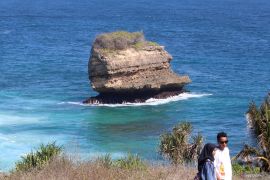 Wisata pantai Pudak Blitar