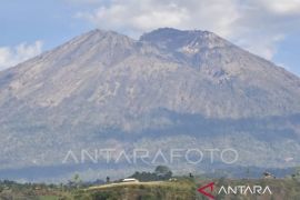 Pemprov NTB panggil BTNGR terkait penerapan tarif penggunaan drone di Rinjani