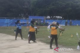 Vetara dulang emas panahan untuk Jateng di nomor nasional putri