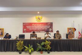 Bawaslu dan KPU Gowa bahas pengundian dan penetapan nomor urut paslon