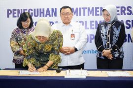 Optimalisasi Pengelolaan Pajak, Jasa Raharja dan Stakeholder tanda tangani deklarasi Peneguhan Komitmen Bersama Kesiapan Implementasi Kebijakan Opsen PKB dan BBNKB