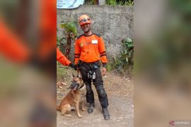 UAR-SAR PUI Perancis gelar pelatihan USAR penyelamatan korban gempa