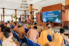 Pemkab Situbondo-Jatim berkomitmen jaga netralitas lurah-kepala desa