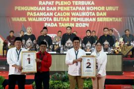 Pengundian nomor urut Pilkada Kota Blitar 2024