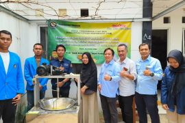 PkM FTUP berikan pelatihan pembuatan extrak buah belimbing
