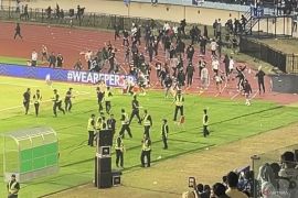 Liga 1: Panitia laga Persib Bandung yang ricuh didenda Rp295 juta