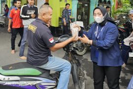 Pegadaian cabang Simpang Limun berbagai bersama di Jumat Berkah
