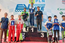 Adu skill, kompetisi konversi Motor Listrik PLN diikuti 20 sekolah kejuruan