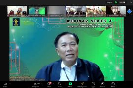 Webinar series 4 "jabatan fungsional sebagai investasi SDM bagi organisasi masa depan