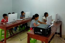 Desa Pacung di Buleleng  gencarkan akses internet untuk warga