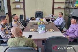 Usai dilantik jadi Pjs Bupati Meranti, Roni Rakhmat segera silaturahmi lintas sektor
