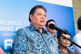 Airlangga sebut peluang Indonesia majukan semikonduktor dan AI di Asean