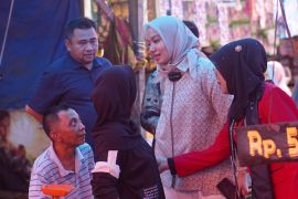 Pasangan Annisa-Leli serap aspirasi warga pasar tradisional Sikabau