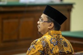 Sidang dakwaan kasus korupsi mantan Bupati Sidoarjo