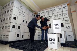 Sortir dan perakitan kotak suara pilkada serentak 2024