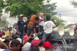 Kadishub Maluku jamin bahas mekanisme  pembekuan angkutan online